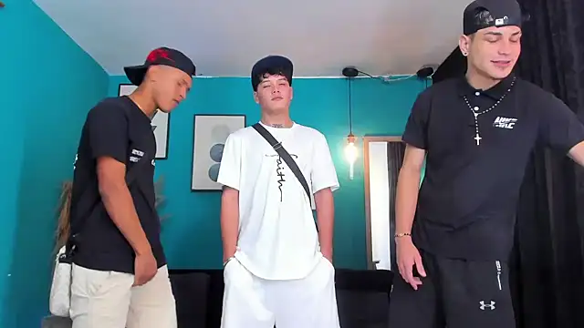 Oficial KingOfHeavens online show from January 8, 8:35 pm