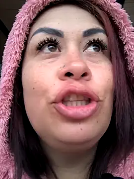 Natymendoza998 online show from January 6, 8:01 pm