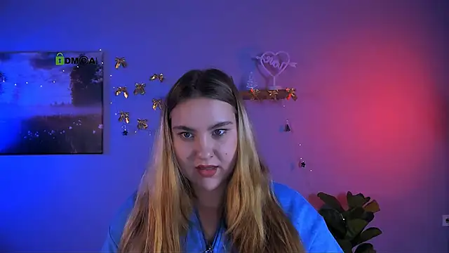 dina bloom  online show from January 7, 9:45 am