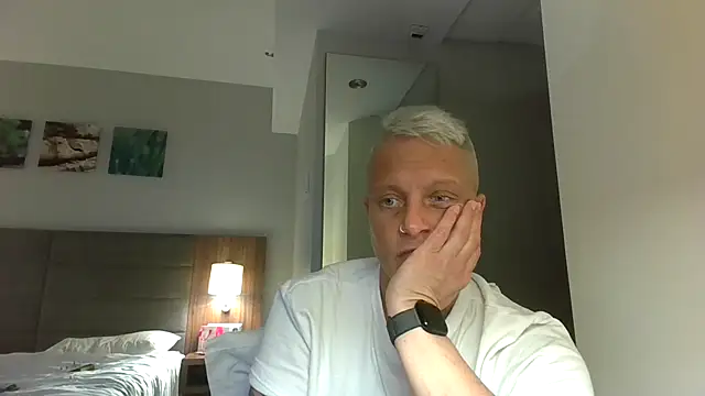 Bendoverbetty3 online show from January 17, 9:11 pm