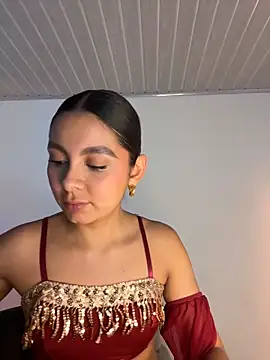 Nicollewest1 online show from March 19, 10:14 pm