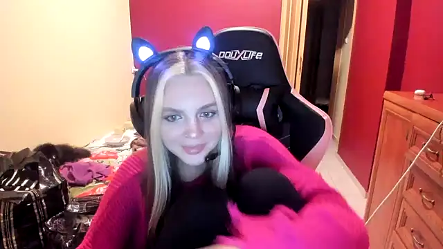 LunaAngell online show from January 16, 12:06 am