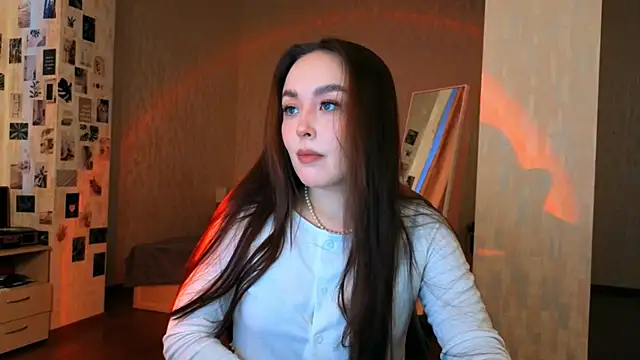 fallin lovee online show from December 19, 5:32 am