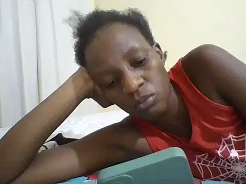 SimplyHer online show from January 5, 6:00 pm