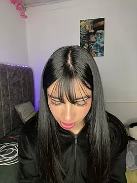 junorise23 online show from April 8, 4:47 am