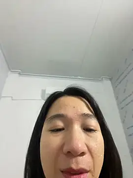 Elly-y online show from December 22, 11:30 pm