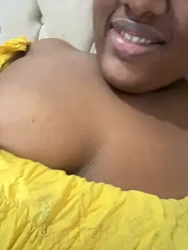 amorasecy online show from April 10, 9:10 pm