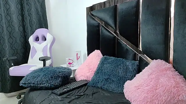 katalinasediel online show from January 9, 5:45 am