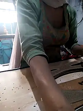 Desipari 777 online show from March 21, 8:30 am