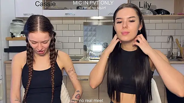 girls secrets online show from February 13, 10:28 am