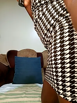 lumka112 online show from February 1, 4:00 am