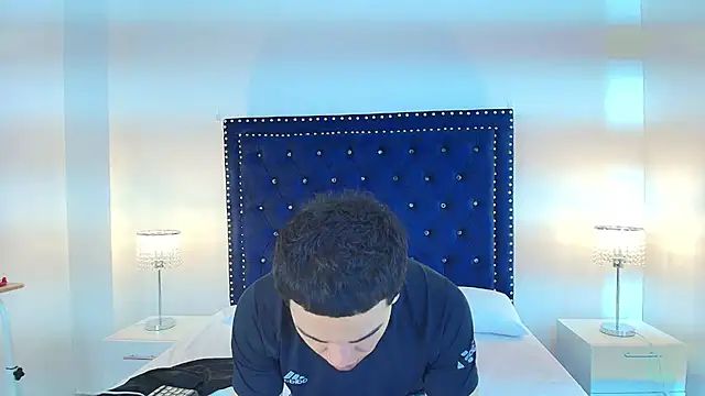 Jaden and sofia online show from April 22, 3:25 am