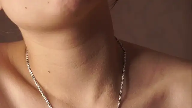 hexiir online show from April 16, 8:08 pm