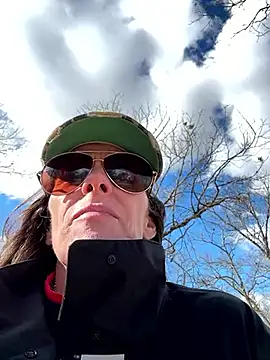 Edens Promise online show from January 14, 6:02 pm