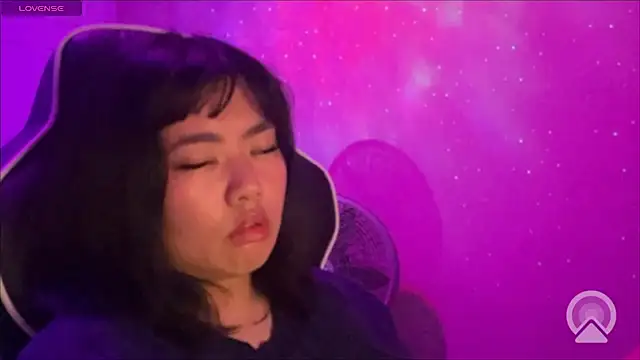 kuromixx444 online show from February 13, 7:54 am