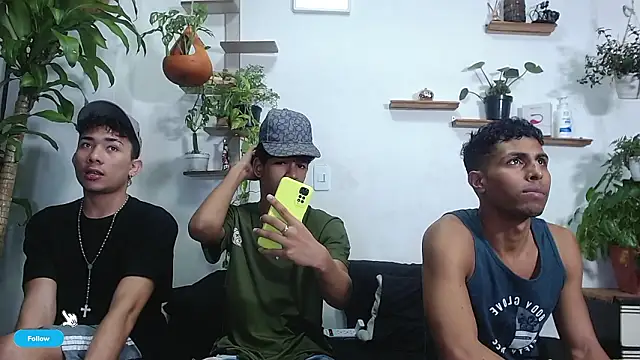 Interracial Snow Bunny online show from March 19, 7:18 pm