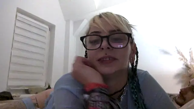 RealB25 online show from January 8, 9:41 pm