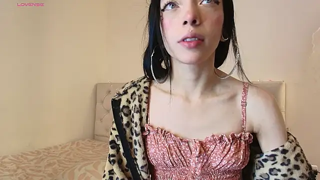 Diamond  cherry69 online show from February 16, 1:33 pm