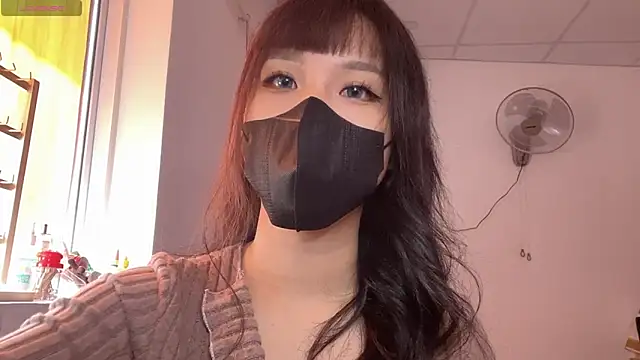 Tieu-May online show from February 25, 8:24 am