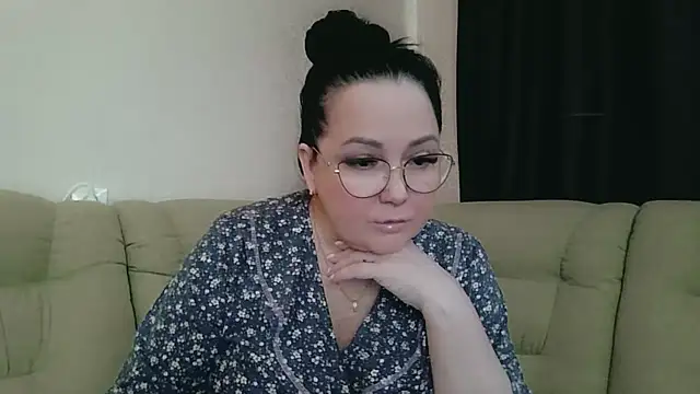 infinity loveliness online show from March 8, 10:08 am