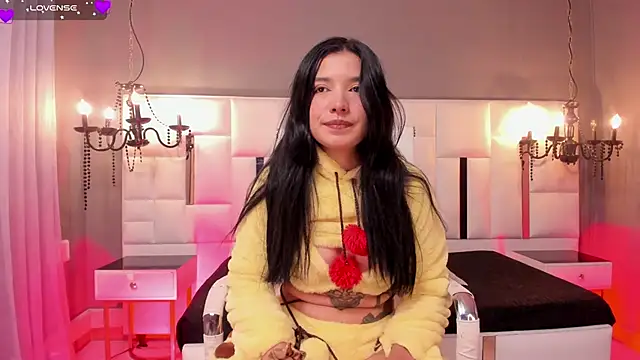 MAGIC ISIS  online show from March 8, 4:49 am