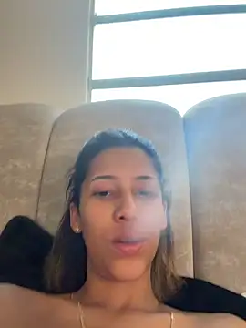 vicky bass  online show from July 27, 12:51 am