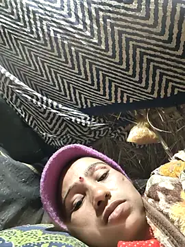 lodhi8080 online show from January 5, 11:19 pm