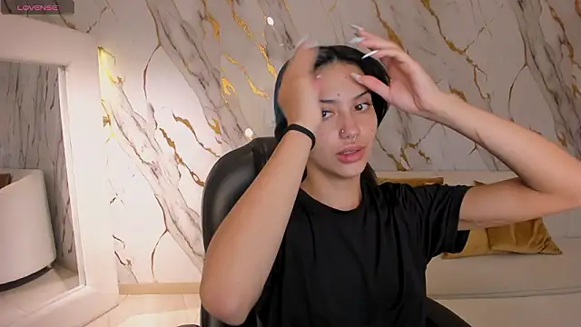 KayraLanne online show from February 2, 5:50 am