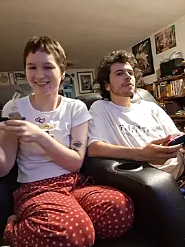 SugarNCinnamon online show from May 15, 11:29 pm