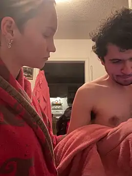 SugarNCinnamon online show from February 13, 1:29 am