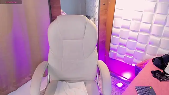 HanaWild online show from January 11, 1:43 am