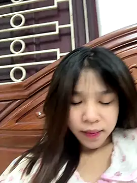 Lyli-122 online show from January 6, 2:48 am