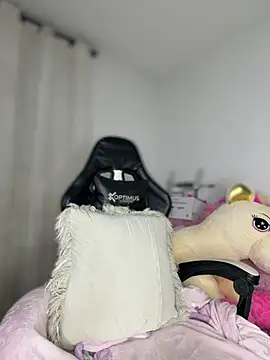 Stormi th online show from April 7, 4:47 am