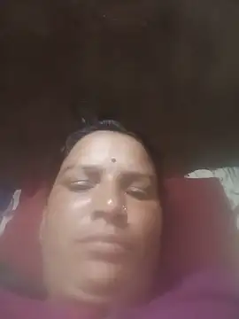 Hot hiuj online show from July 5, 6:57 pm
