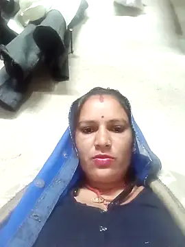 Hot hiuj online show from February 4, 8:23 pm