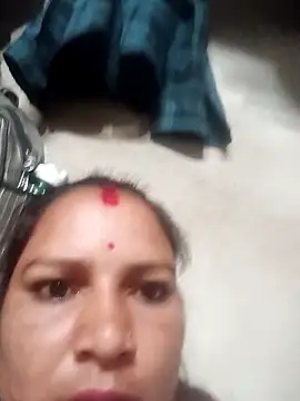 Hot hiuj online show from March 7, 8:27 pm