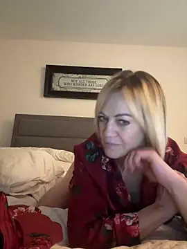 Milfshake227 online show from February 1, 1:26 am