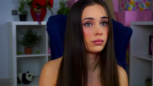 Ava Solis online show from February 9, 9:28 pm