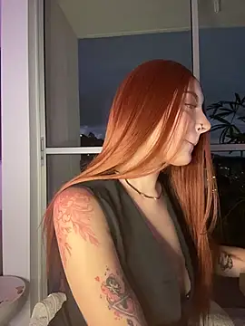 alesziarose  online show from March 22, 11:33 pm