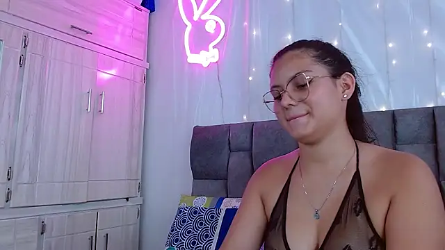 Nicol sweet0 online show from January 8, 8:57 pm