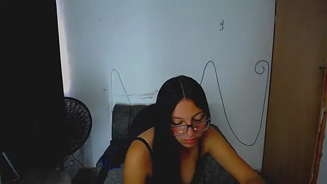 Julieta 26  online show from February 10, 12:41 pm