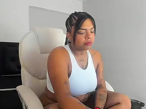 LunaFever69 online show from February 24, 2:44 am