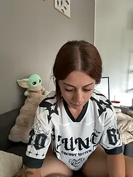 Luna licous online show from July 7, 1:14 pm