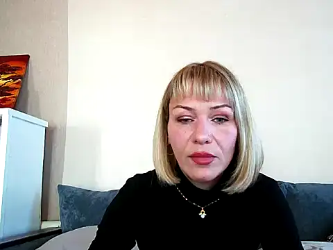 MissKryss online show from February 14, 5:53 am