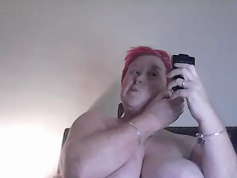 BustyRedxx online show from March 26, 12:51 pm