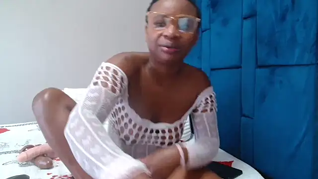 Sweetjuicyclitoris online show from April 11, 12:53 pm