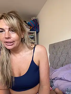 Scarlett the girlnextdoor online show from April 5, 8:46 am