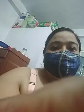 momo loves online show from April 6, 4:46 am