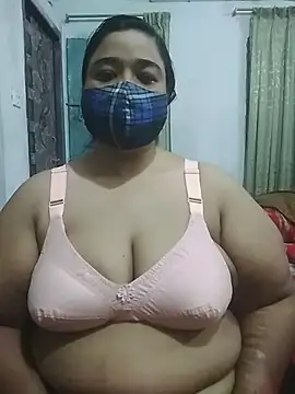 momo loves online show from March 29, 5:34 pm