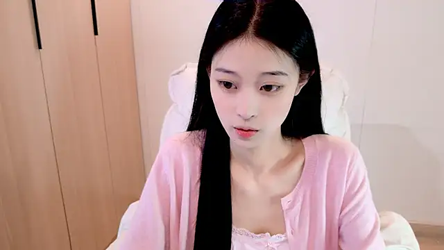 iiiiiiiiiu online show from February 5, 7:22 am